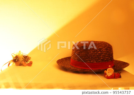 Christmas decoration, cute Santa Claus 95543737