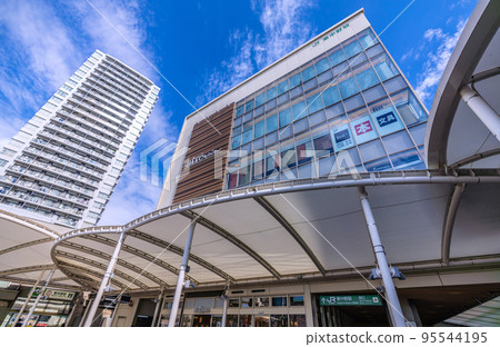 The cityscape of Tokyo in Japan, with a view of Higashi-Nakano Station (west exit), etc. 95544195