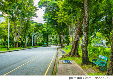 隆比尼公園 95544269