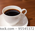 喝咖啡 95545372