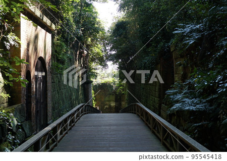 猴島堡壘的踪跡 95545418