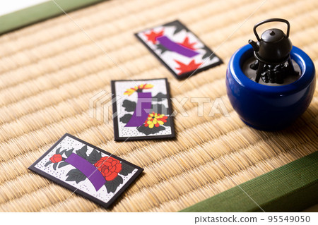 Japanese playing cards Japanese playing cards 95549050