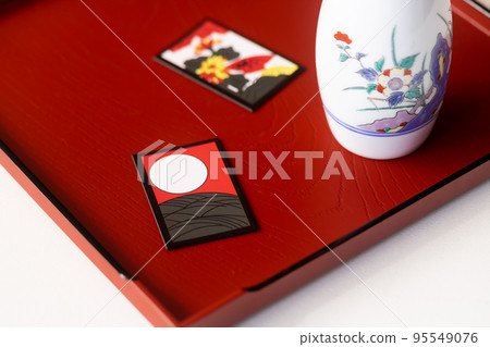 Full of Hanafuda Kacho Fugetsu and Dekiyaku Tsukimi Full of Hanafuda Kacho Fugetsu and Dekiyaku Tsukimi 95549076