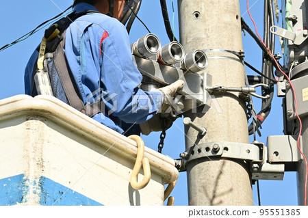 Electric wire construction work scenery 95551385