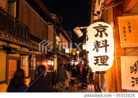 《京都府》雨披町/夜娛樂區 95552028