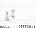 Rabbit figurine 95553911