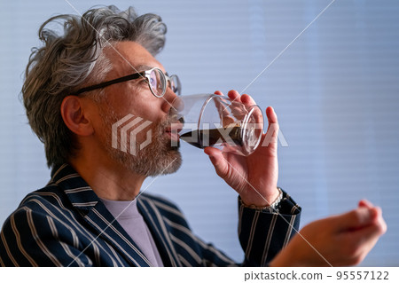 Coffee barista drink talk 95557122