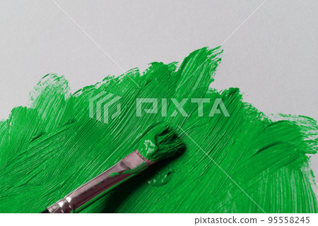 Paint in green Paint in green 95558245