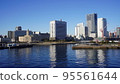 Yokohama, waterfront 95561644