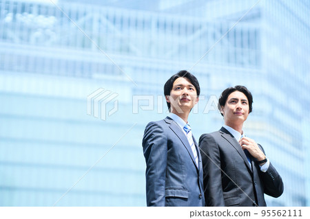 商務青年 95562111