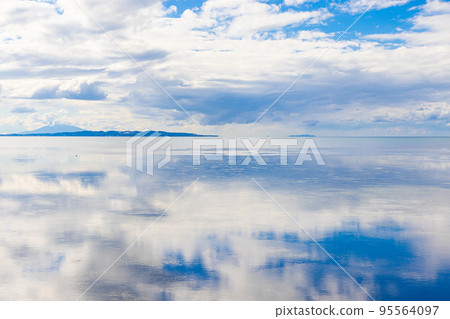 [Hokkaido/Wakkanai City] Cape Noshappu and Rishiri Island seen from Cape Soya October 95564097