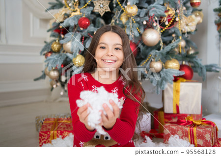 waiting for santa. Xmas. happy new year. Christmas shopping. christmas family holiday. The morning before Xmas. Cute little child girl with xmas present. Merry Christmas and Happy Holidays 95568128