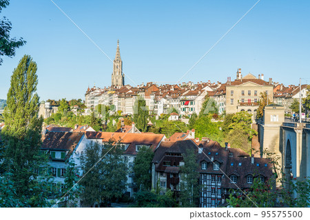 日出時的伯爾尼老城 日出時的伯爾尼老城 95575500