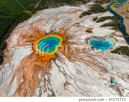 Aerial view of Grand Prismatic Spring in Midway Geyser Basin, Yellowstone National Park, Wyoming, USA. It is the largest hot spring in the United States 95575755