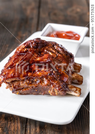 Grilled pork ribs Grilled pork ribs 95575928