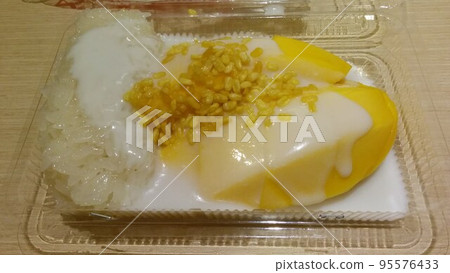 A set of mango and sticky rice purchased at a stall in Bangkok A set of mango and sticky rice purchased at a stall in Bangkok 95576433