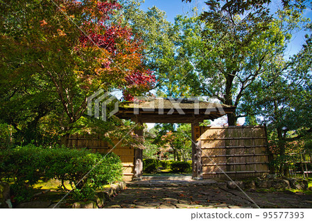 Echizen Ceramics Village-Autumn 95577393