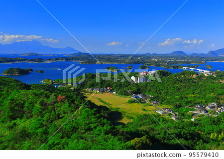 [熊本縣]天氣晴朗的天草松島（天草珍珠線） 95579410