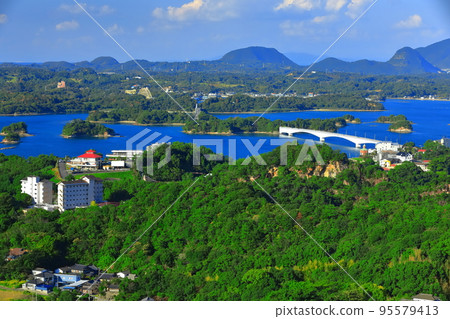 [熊本縣]天氣晴朗的天草松島（天草珍珠線） 95579413