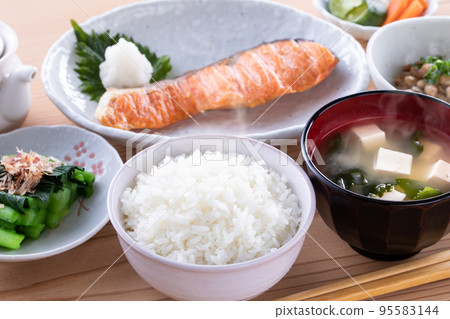 Japanese breakfast image 95583144
