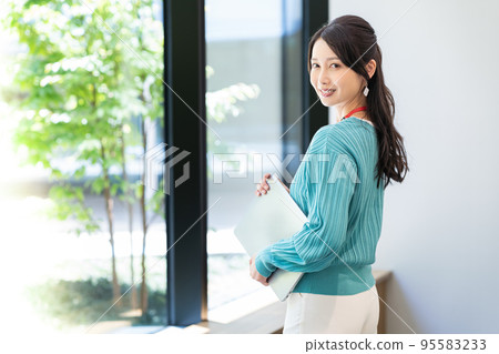 女商人拍攝合作《LINK FOREST》 95583233