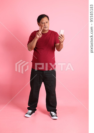 Casual Senior Man Casual Senior Man 95585183