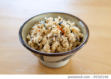 Kufa juicy (Okinawan-style cooked rice) Kufa juicy (Okinawan-style cooked rice) 95585246
