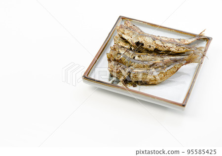 烤整條干沙丁魚 95585425