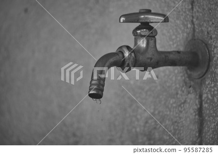 tap water faucet tap water faucet 95587285