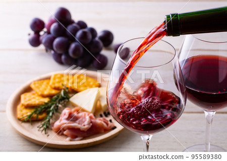 Red wine and food Red wine and food 95589380