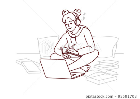 Girl in headphones study on laptop at home 95591708