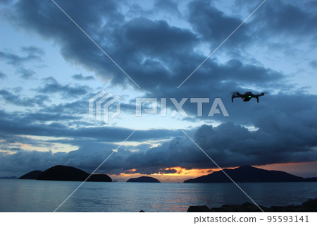 The future and life of drones! SDGsThe brilliance of the earth and the bright sky of the future The future and life of drones! SDGsThe brilliance of the earth and the bright sky of the future 95593141