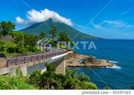 從塞特自然公園看到的Mt. Kaidomi山 95597165
