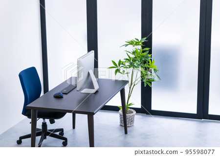 Office interior 95598077