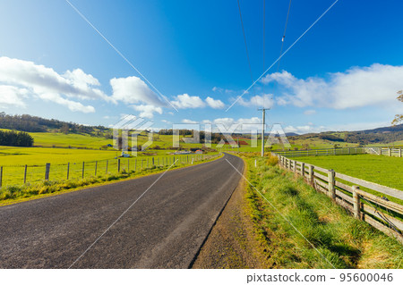 Paradise Rd near Sheffield in Tasmania Australia 95600046