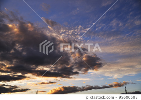 The sky after the rain dyed in the sunset 95600595