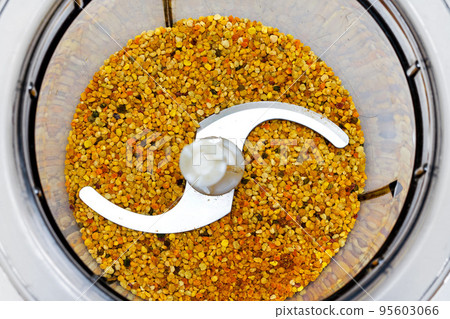 Bee pollen blender Bee pollen blender 95603066