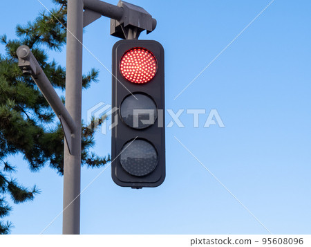 Traffic light with red light (vertical type). Traffic light with red light (vertical type). 95608096