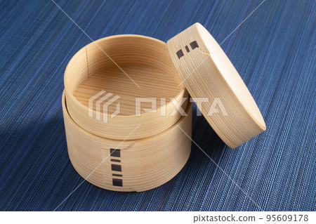 [Traditional Crafts of Akita Prefecture] Odate Magewappa 95609178