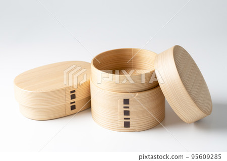 【秋田縣的傳統工藝品】大館蓑衣 95609285