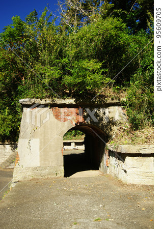 Kannonzaki Park North Gate No. 1 Battery Remains 95609705