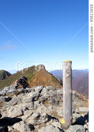 谷川岳登山路線的景色 谷川岳登山路線的景色 95611658