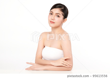 Beautiful young asian woman with clean fresh skin on white background, Face care, Facial treatment, Cosmetology, beauty and spa, Asian women portrait. 95613556