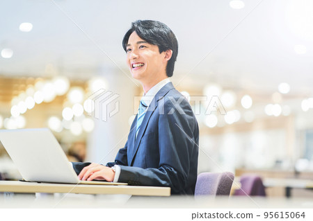 商務青年 95615064