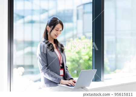 女商人拍攝合作《LINK FOREST》 95615811