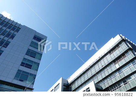 Glass curtain 95618822