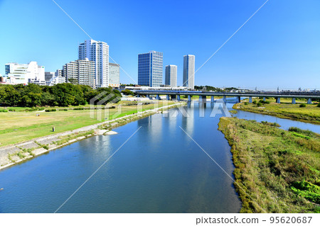 新二子橋 / 從玉川看二子玉川站（東京都世田谷區）[2022年10月] 95620687