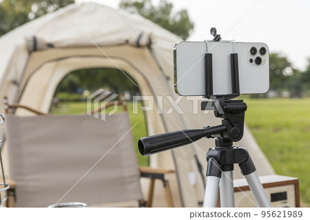 camping mood aesthetics_filming using smartphone camping mood aesthetics_filming using smartphone 95621989