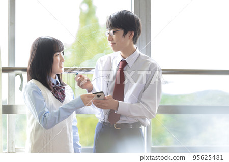 High school student couple High school student couple 95625481