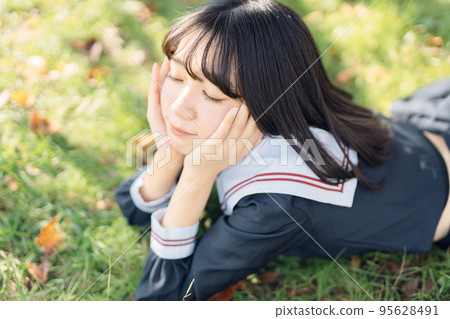 lazy high school girl 95628491